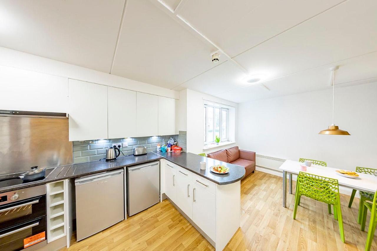 Broadgate Park Beeston Nottingham Apartment Exterior photo